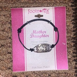 Footnotes Too Mother Daughter Friendship Bracelet — Black and Silver